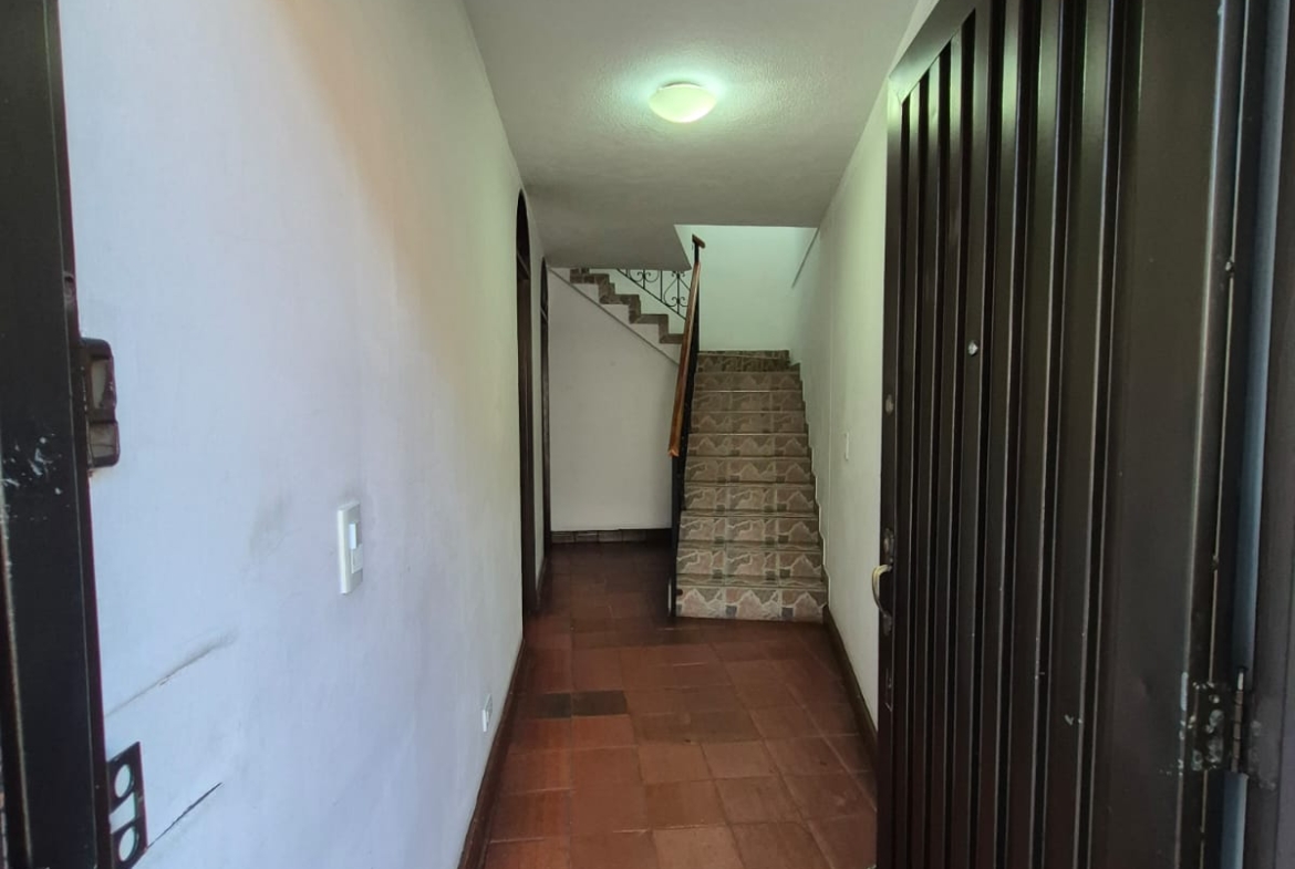 Casa Miraflores 3 Niveles