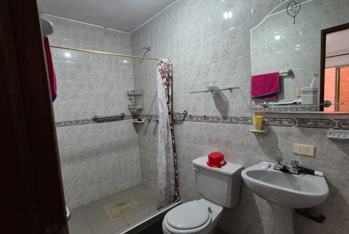 Casa Miraflores 3 Niveles