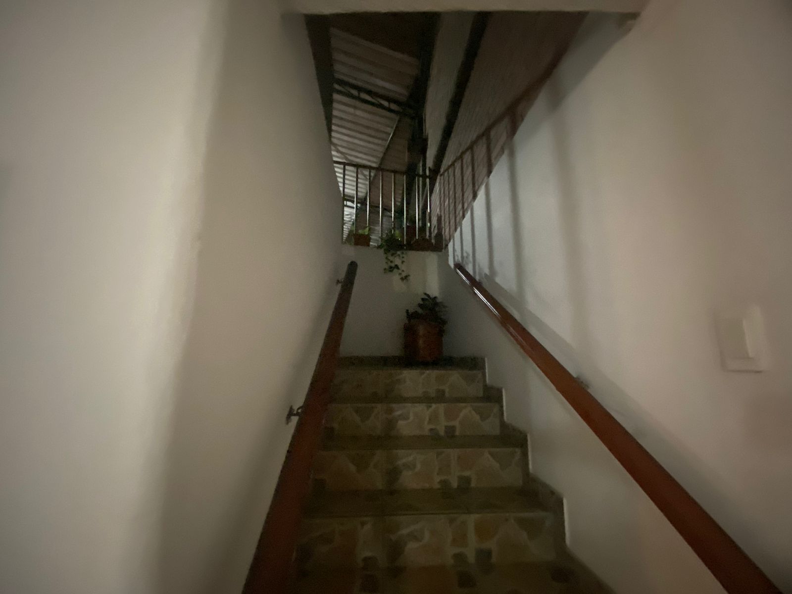 F-3N ESCALERA ACCESO