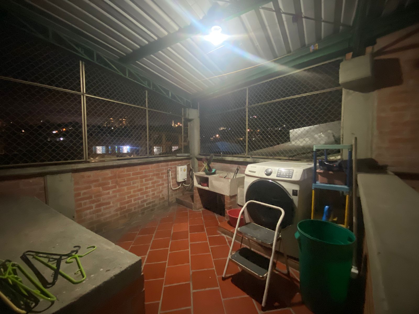 F-3N TERRAZA 1