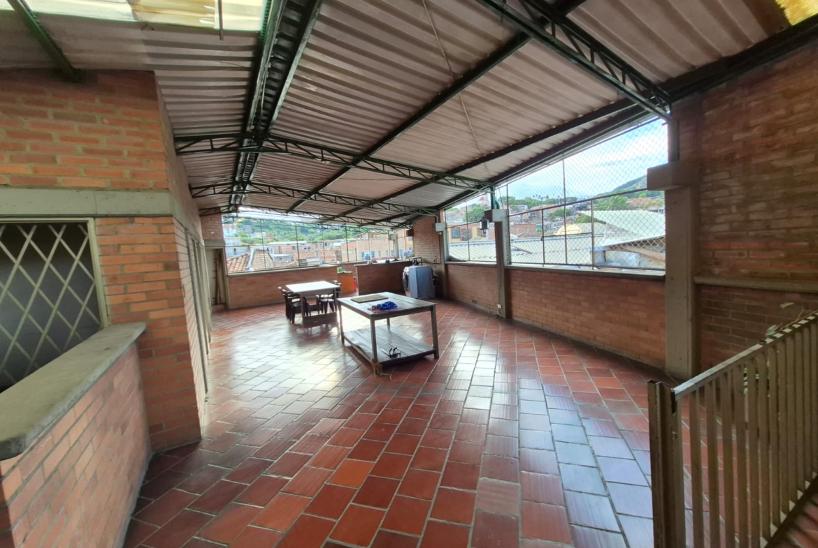Casa Miraflores 3 Niveles