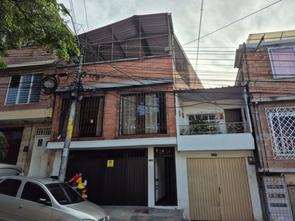 Casa Miraflores 3 Niveles