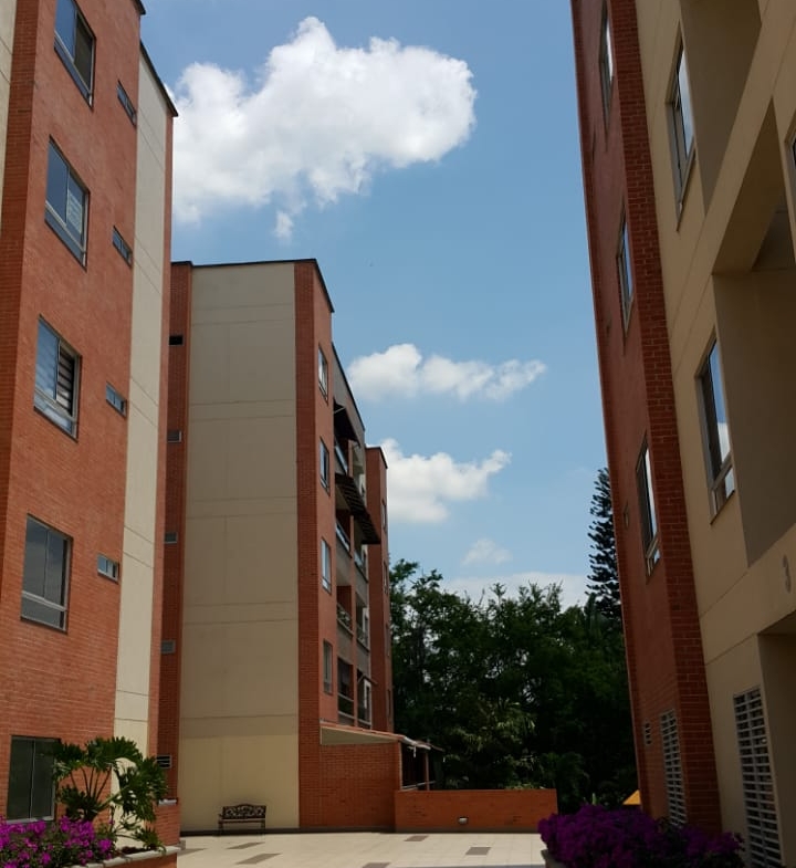 Apartamento Lombardia Club House Pance
