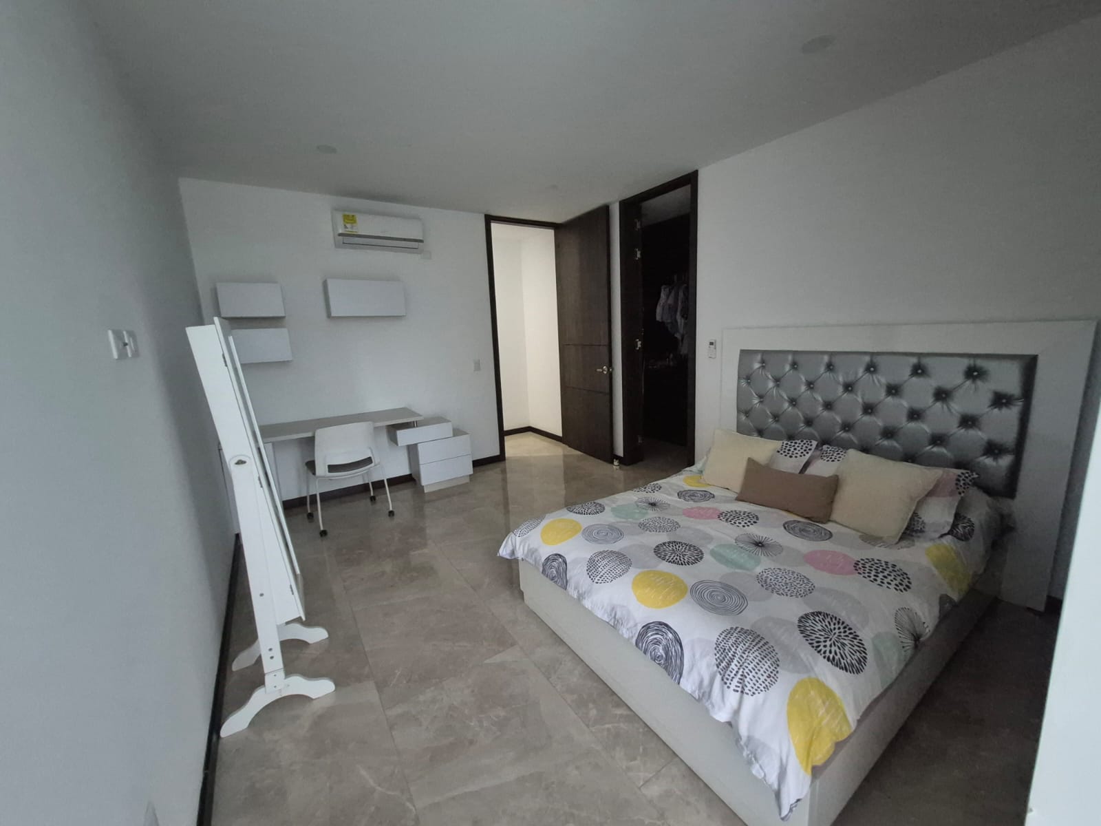 Casa Yarumal Condominio Hipico Pance