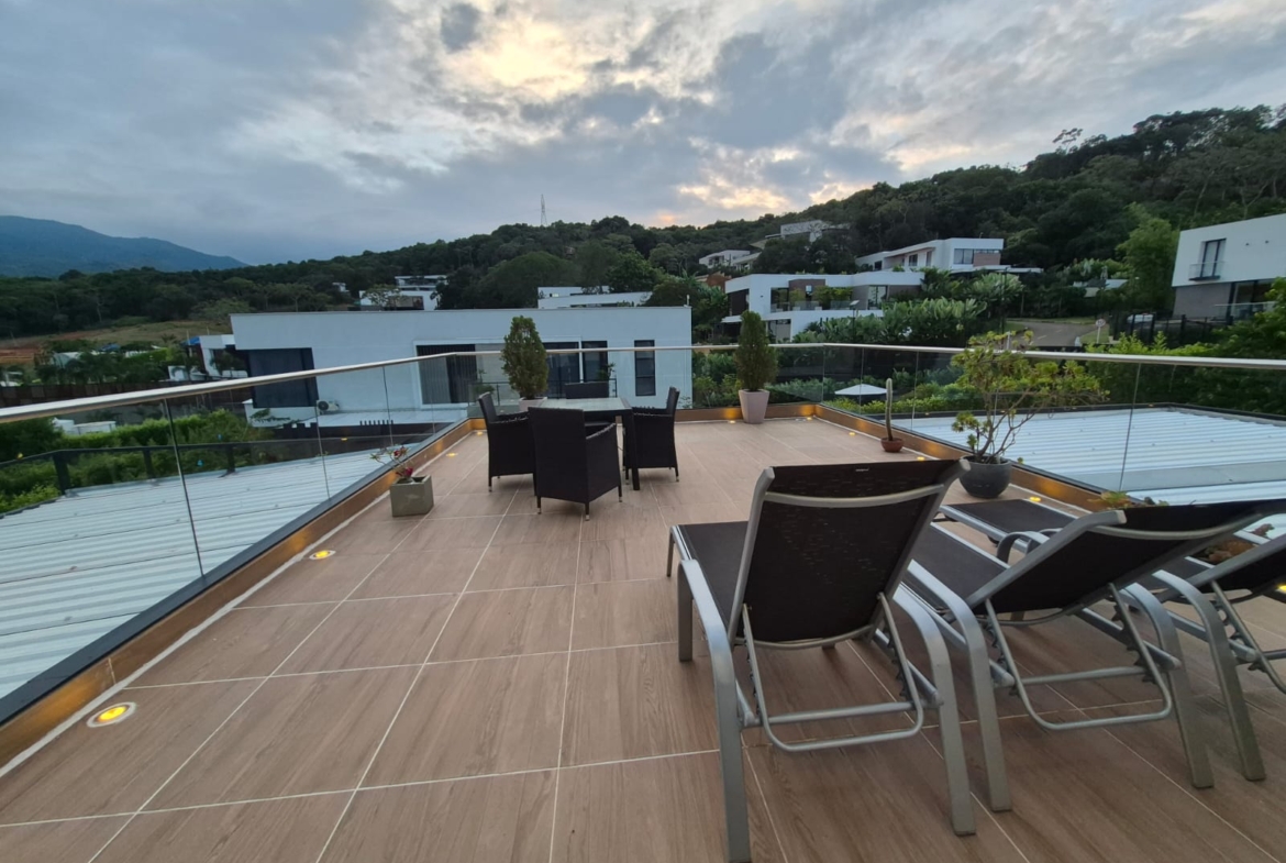 Casa Yarumal Condominio Hipico Pance