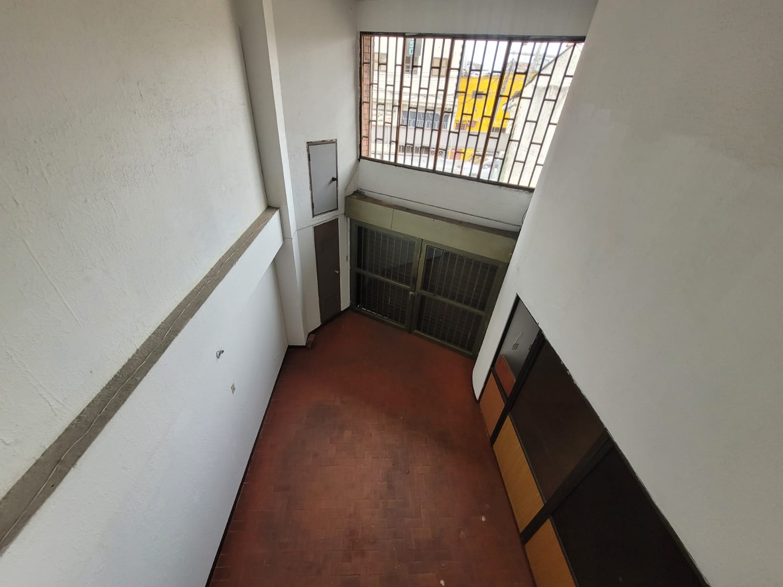 F-ACCESO 1N Local Comercial Bodega