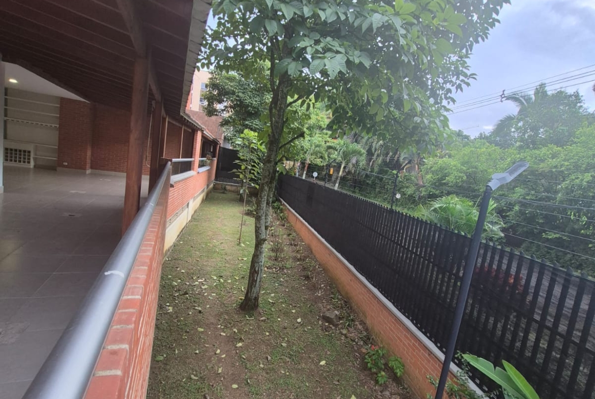 Apartamento Lombardia Club House Pance