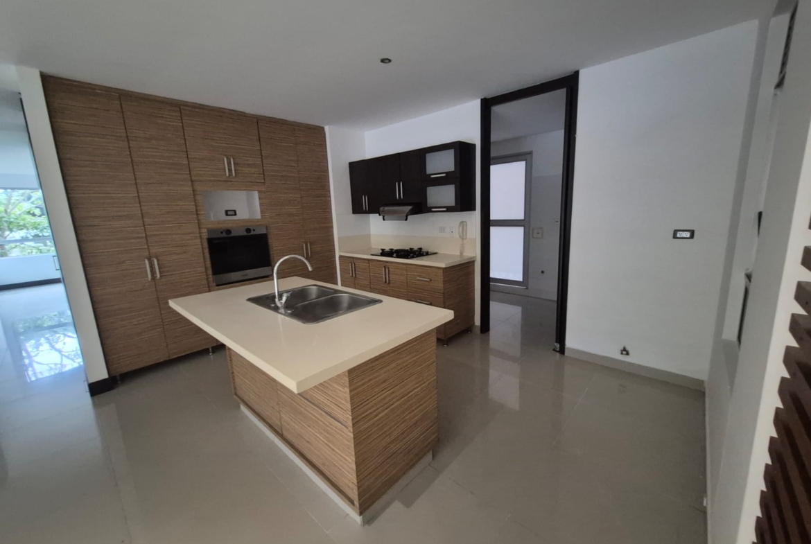 Apartamento Lombardia Club House Pance