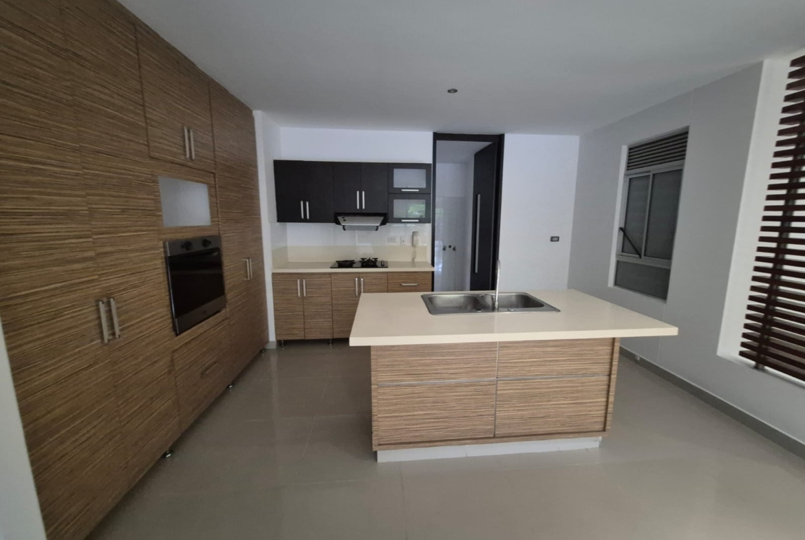 Apartamento Lombardia Club House Pance