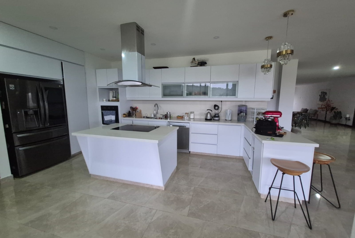 Casa Yarumal Condominio Hipico Pance