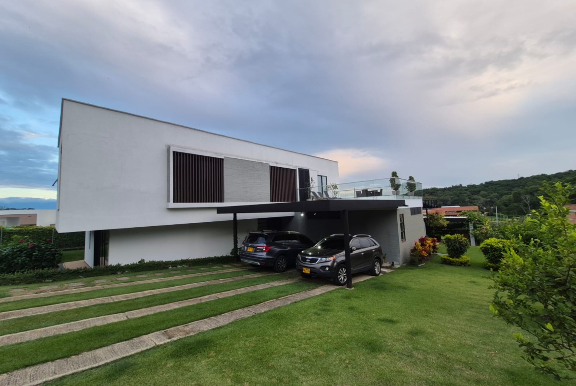 Casa Yarumal Condominio Hipico Pance