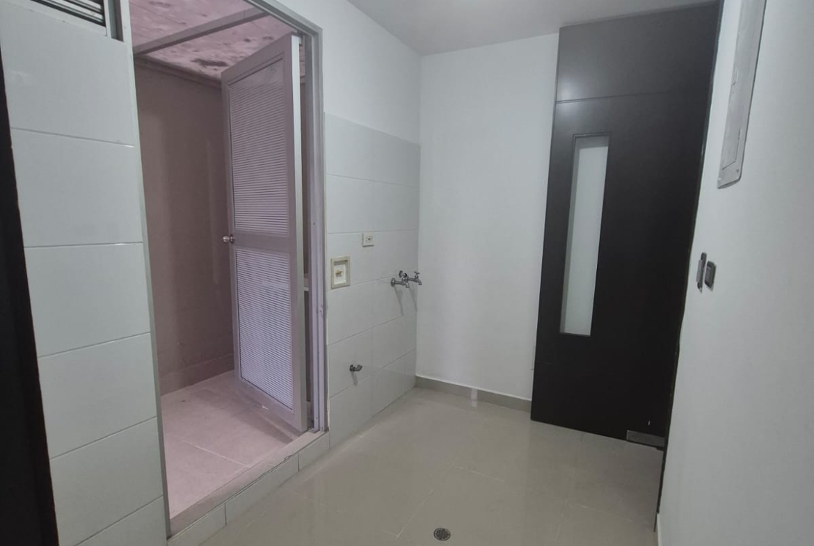 Apartamento Lombardia Club House Pance