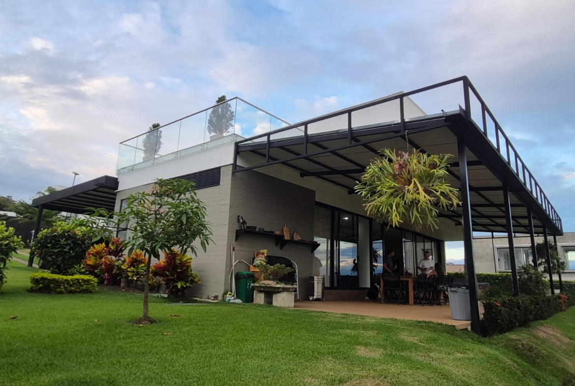 Casa Yarumal Condominio Hipico Pance