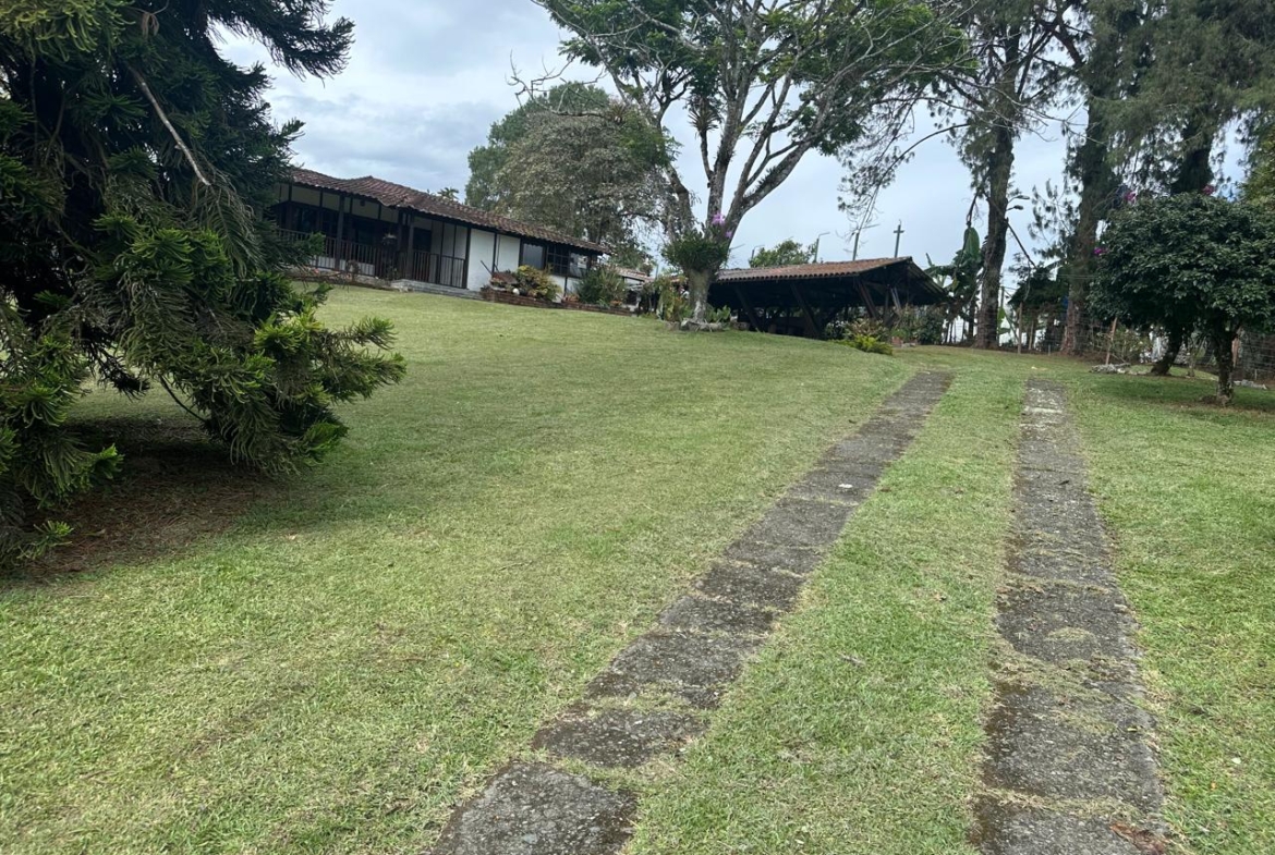 Casa Campestre Circasia – La Aldea