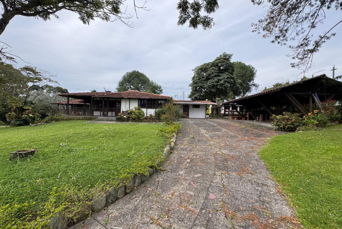 Casa Campestre Circasia – La Aldea