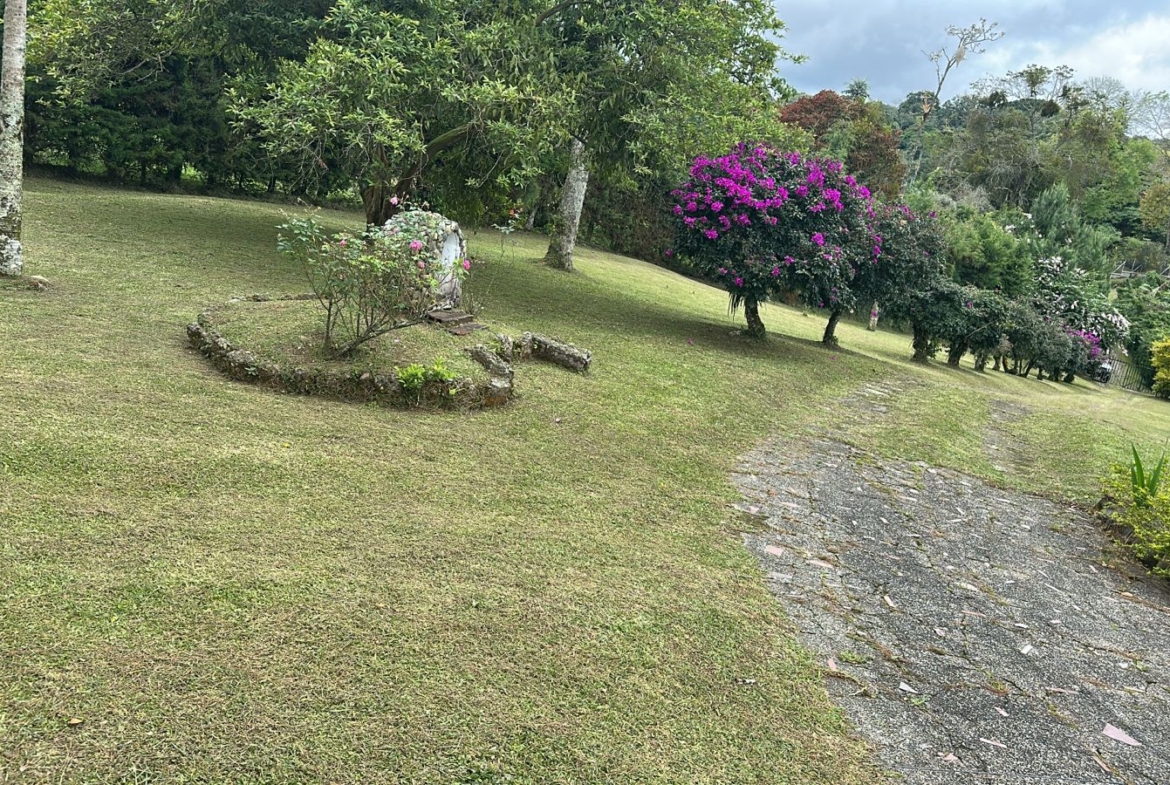 Casa Campestre Circasia – La Aldea